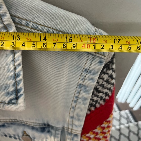 NWT Blank NYC denim jacket with knit sleeves size S - Picture 8 of 10